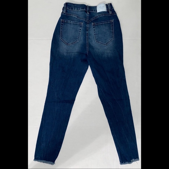 YMI Cropped Dream Jeans - Picture 3 of 5
